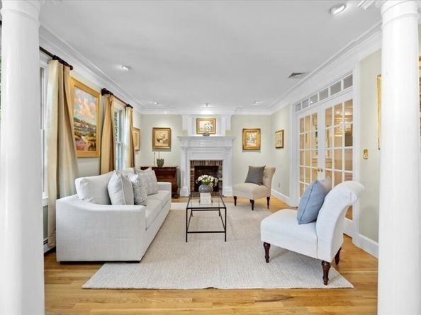 6 Brewer Way, Hingham MA 02043