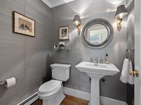 6 Brewer Way, Hingham MA 02043