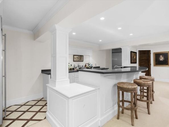 6 Brewer Way, Hingham MA 02043