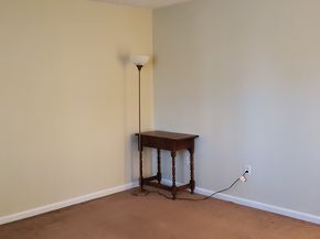 121 Bailey Street B12, Worcester MA 01602
