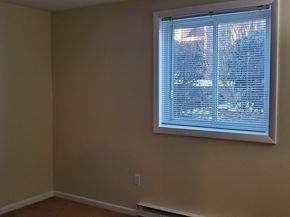 121 Bailey Street B12, Worcester MA 01602