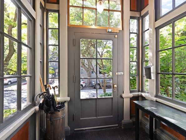 32 Hawthorn St, Cambridge MA 02138