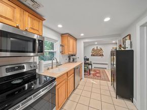 83 Forbes Hill Rd, Quincy MA 02170