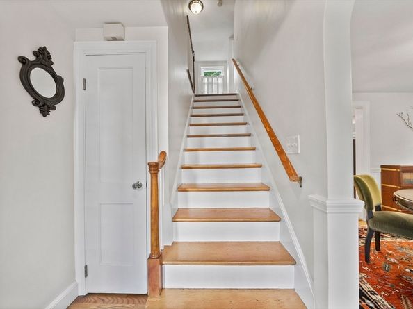 83 Forbes Hill Rd, Quincy MA 02170