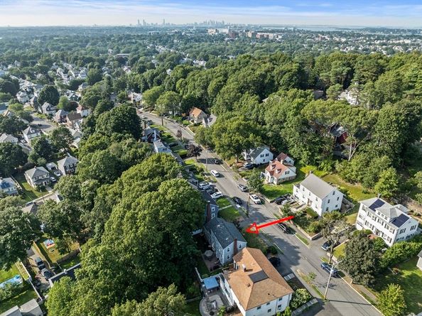 83 Forbes Hill Rd, Quincy MA 02170