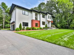 18 Blueberry Lane, Lexington MA 02420