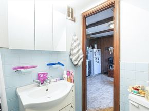 21 Arthur St, Quincy MA 02169