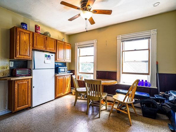21 Arthur St, Quincy MA 02169