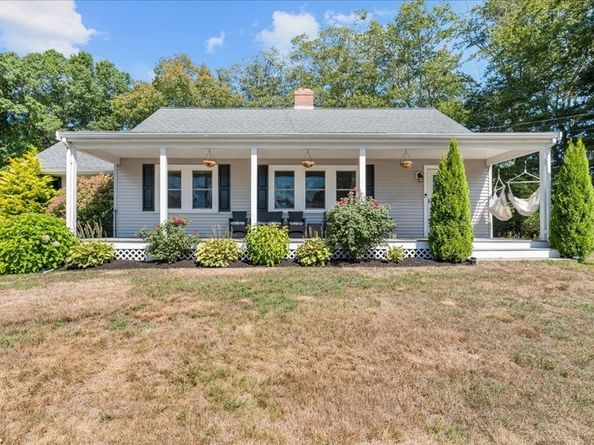 138 Fuller St, Halifax MA 02338
