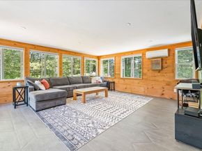 138 Fuller St, Halifax MA 02338
