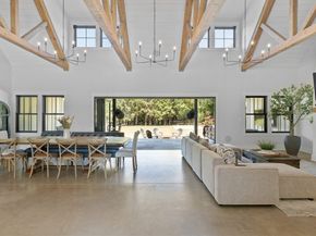 195 Lincoln Rd, Walpole MA 02081