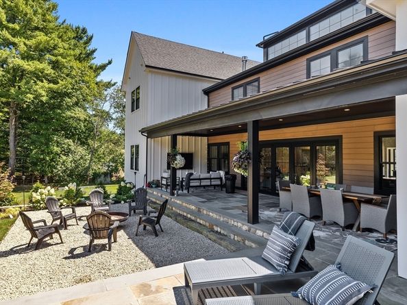 195 Lincoln Rd, Walpole MA 02081