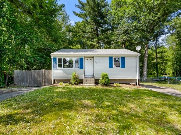 53 S Shore Rd, Holbrook MA 02343
