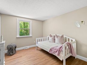 53 S Shore Rd, Holbrook MA 02343