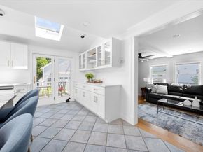 338 Thacher St, Milton MA 02186