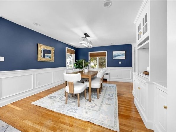 338 Thacher St, Milton MA 02186