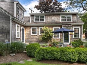 20 Cannon St, Mattapoisett MA 02739