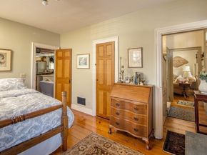 20 Cannon St, Mattapoisett MA 02739