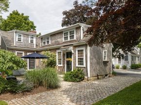 20 Cannon St, Mattapoisett MA 02739