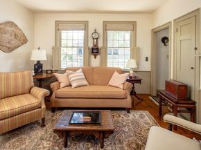 20 Cannon St, Mattapoisett MA 02739