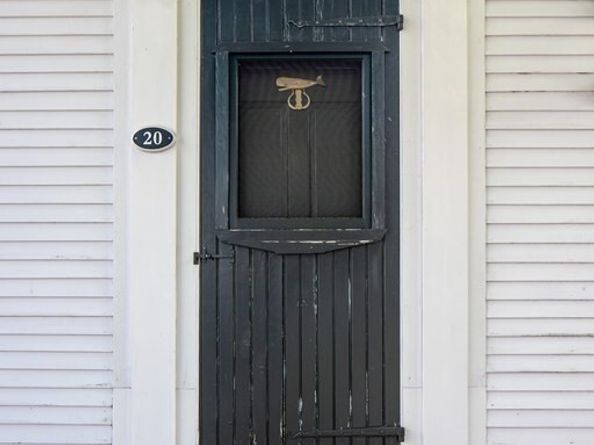 20 Cannon St, Mattapoisett MA 02739