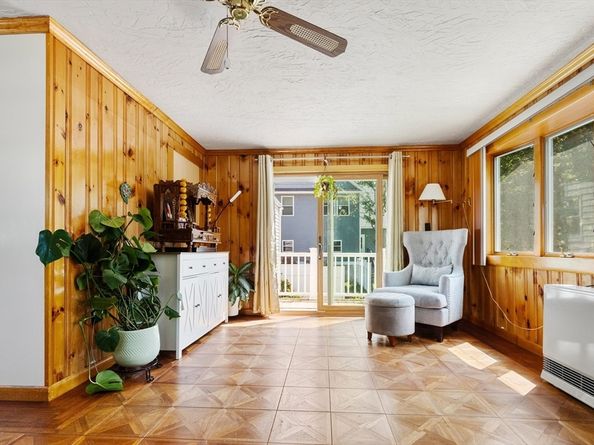 95 Bedford St, Burlington MA 01803