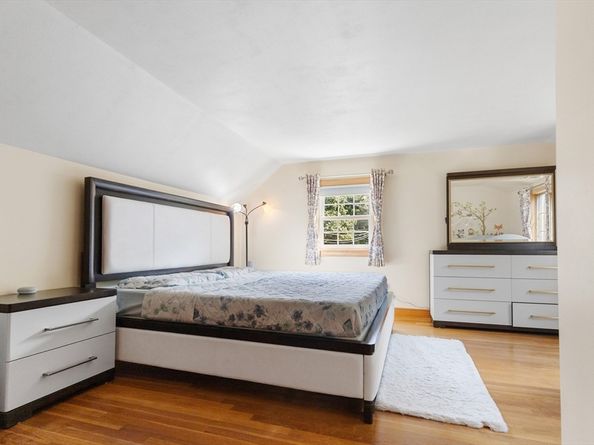 95 Bedford St, Burlington MA 01803