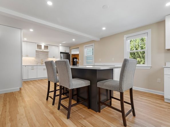 95 Bedford St, Burlington MA 01803