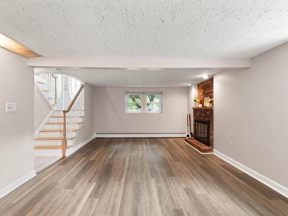 40 Faulkner Ave, Wilmington MA 01887