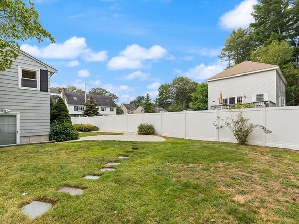 40 Faulkner Ave, Wilmington MA 01887