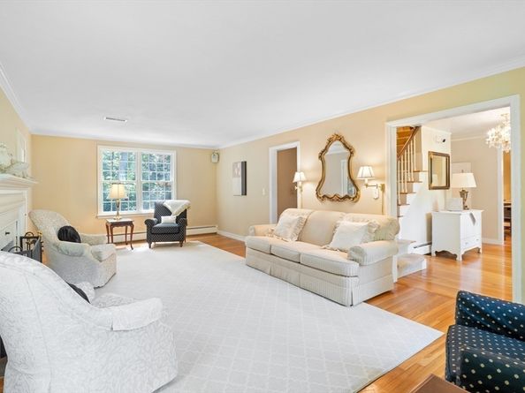 2 Knollwood Drive, Dover MA 02030