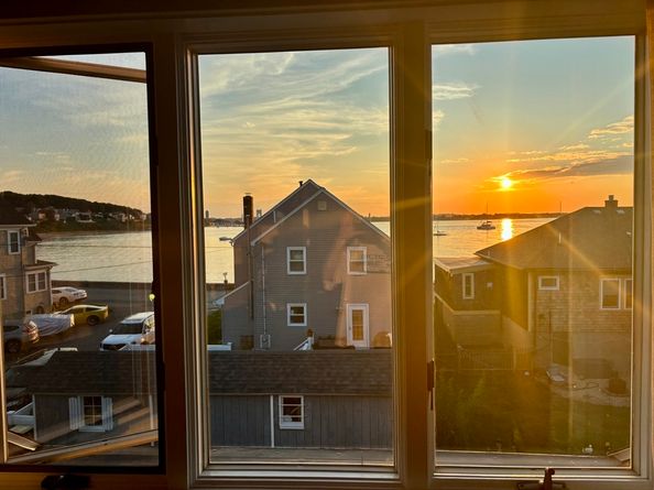 12 Wolcott St, Weymouth MA 02191