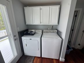 12 Wolcott St, Weymouth MA 02191