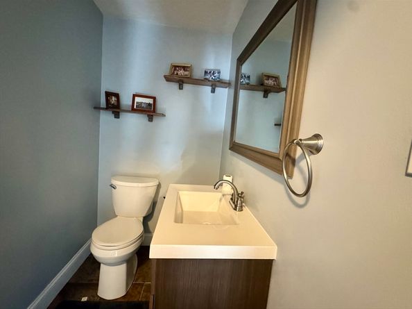 12 Wolcott St, Weymouth MA 02191