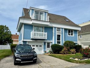 12 Wolcott St, Weymouth MA 02191