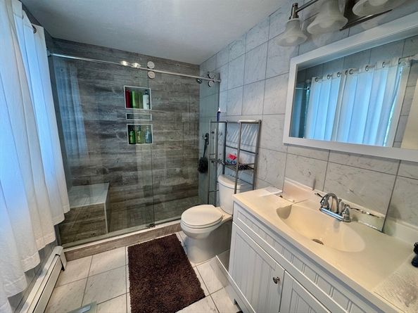 12 Wolcott St, Weymouth MA 02191
