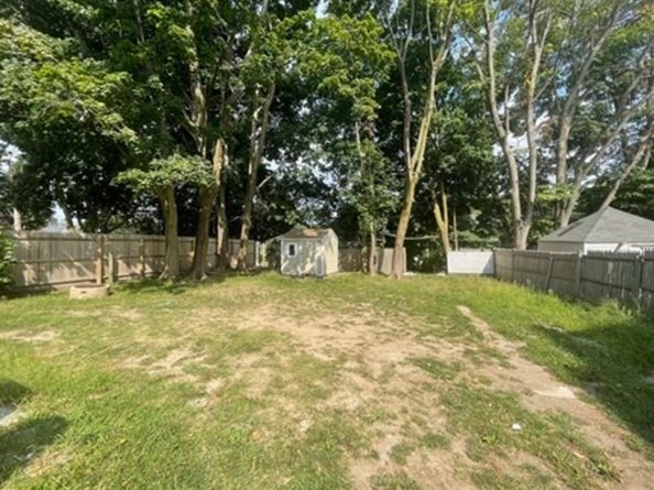 61 Myrtle St, Brockton MA 02301