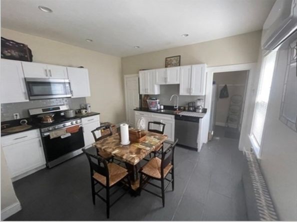 61 Myrtle St, Brockton MA 02301