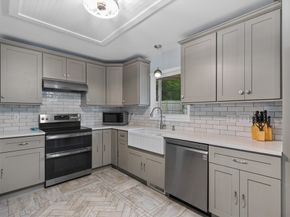 7 Church St Ext, West Brookfield MA 01585