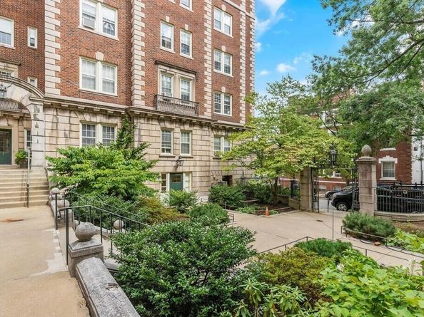 3 Arlington St 31, Cambridge MA 02140
