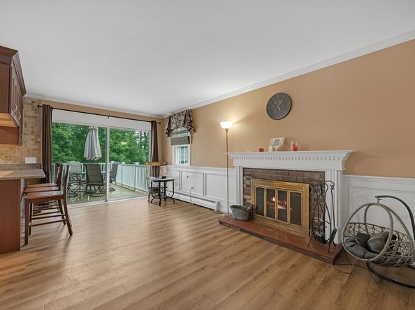 24 Cricket Drive, Sturbridge MA 01566
