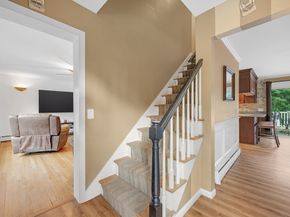 24 Cricket Drive, Sturbridge MA 01566