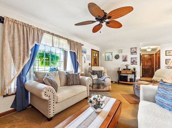 26 Marychris Drive, Hudson MA 01749