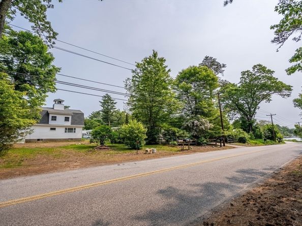 70 Quaboag St, Brookfield MA 01506
