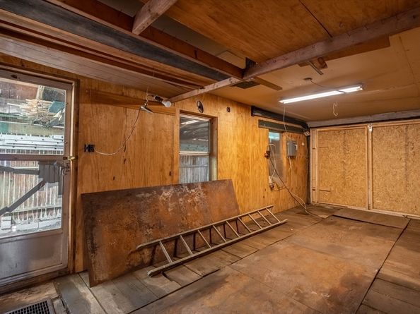 70 Quaboag St, Brookfield MA 01506
