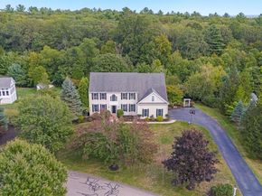 11 Whirty Circle, Hopkinton MA 01748