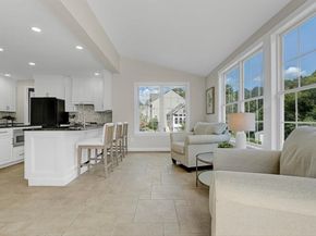 11 Whirty Circle, Hopkinton MA 01748