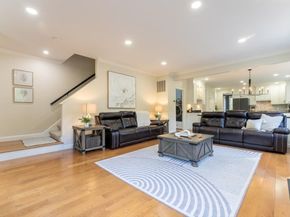 11 Whirty Circle, Hopkinton MA 01748