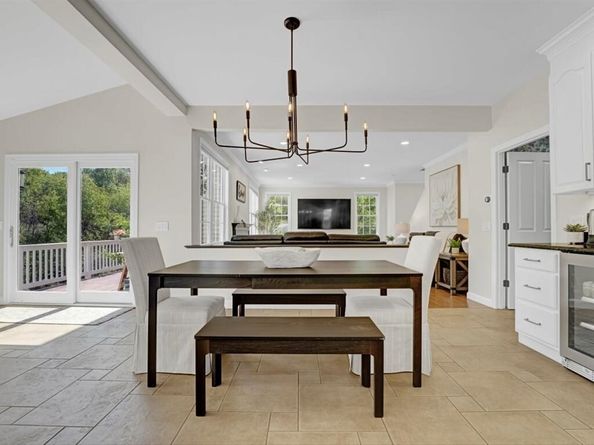 11 Whirty Circle, Hopkinton MA 01748