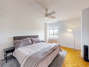 45 Longwood Ave 812, Brookline MA 02446